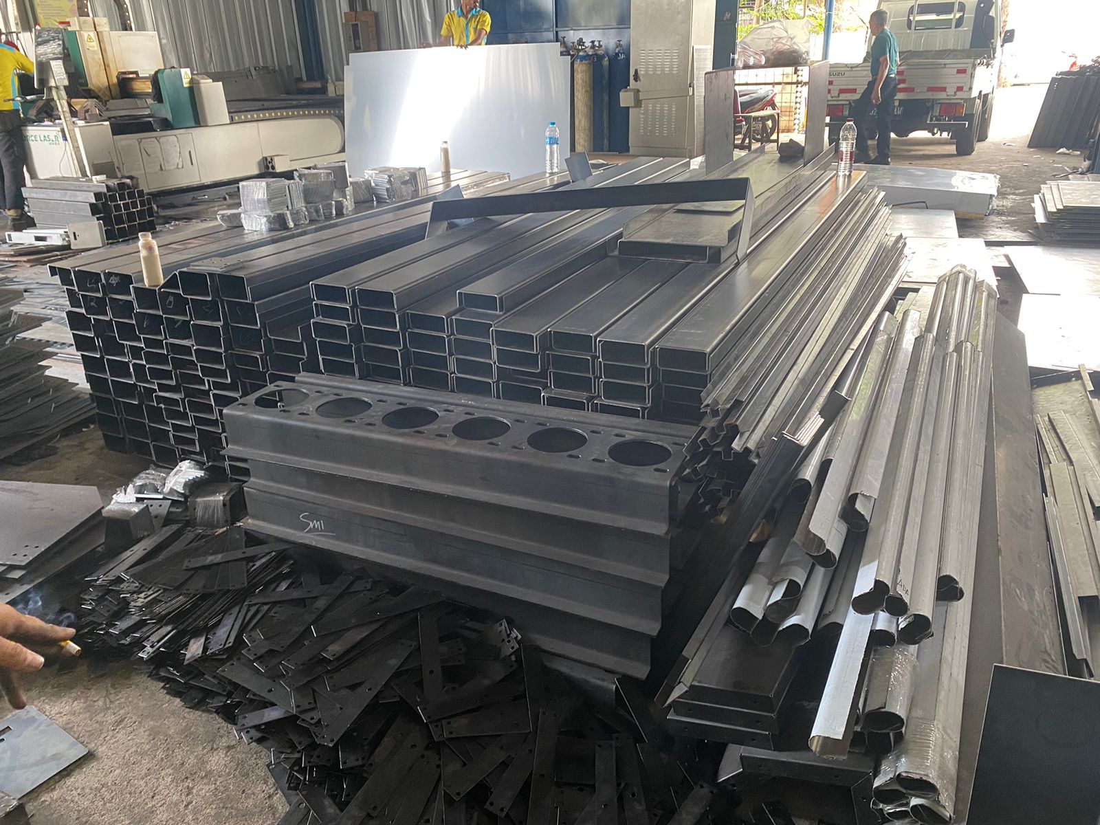Bending Plat — AEK POHON PIDOLI